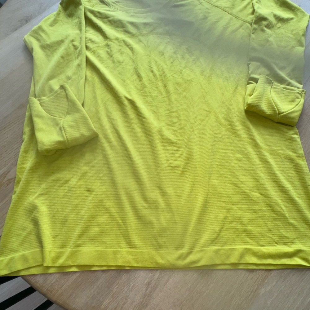Lululemon long sleeve swiftly tech t-shirt